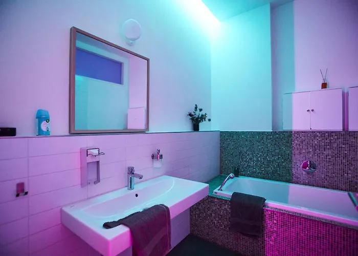 Huge With Cinema And Kitchen In Friedrichshain * 柏林